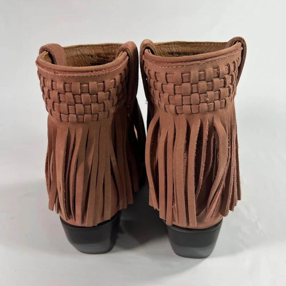 Frye Women's Sacha Short‎ Fringe Nubuck Leather Bootie in Rose Cake Size 6B Boho